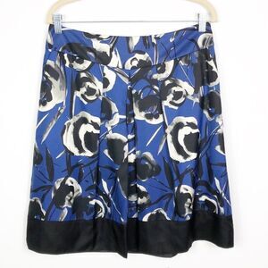 Ann Taylor silk/wool, wide pleat skirt, size 8